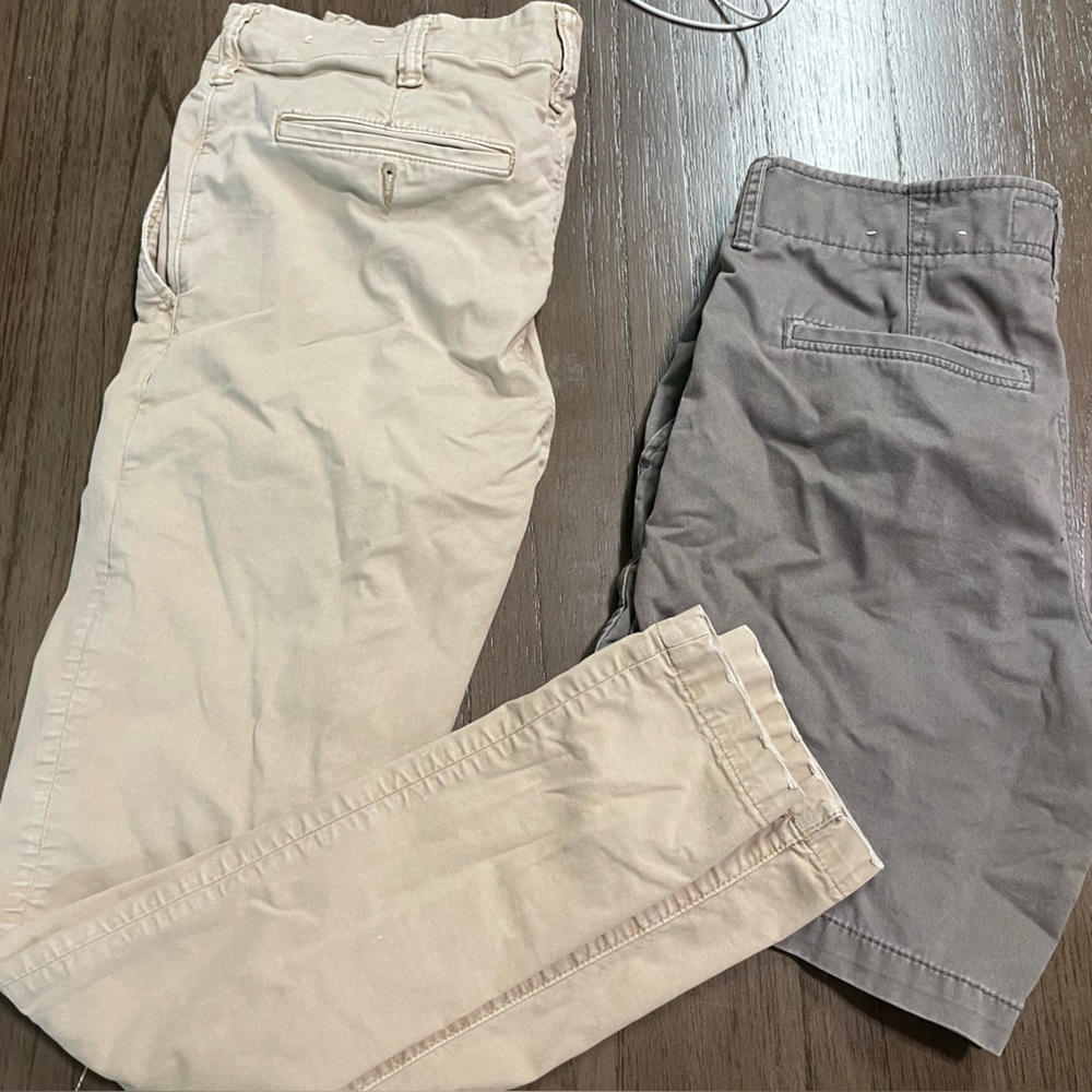 American Eagle BUNDLE Shorts (Size 28) & Pants (Size 30x32)
